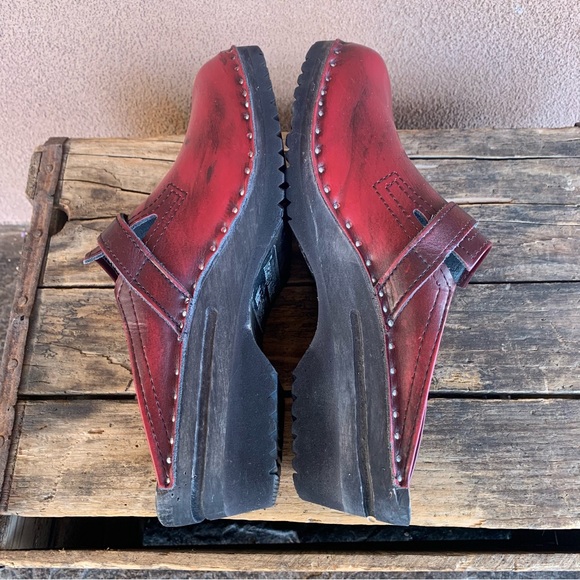 Troentorp Swedish Donatello Black Cherry Clogs - Picture 6 of 7